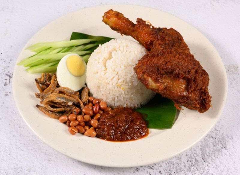 Ali, Muthu & Ah Hock @ TTDI by null