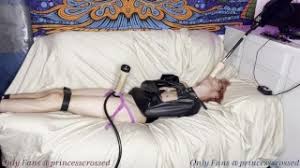 Gagged and stuck illustrated self bondage story jpg x Stuck in self bondage