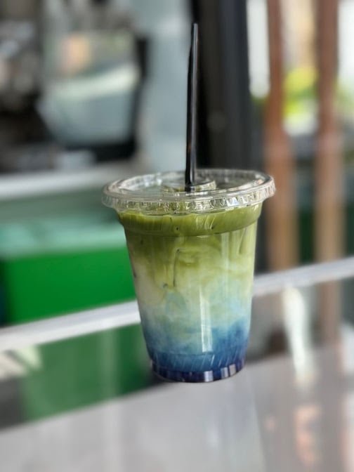 Les Deux Amis Cafe and Wine Bar by null