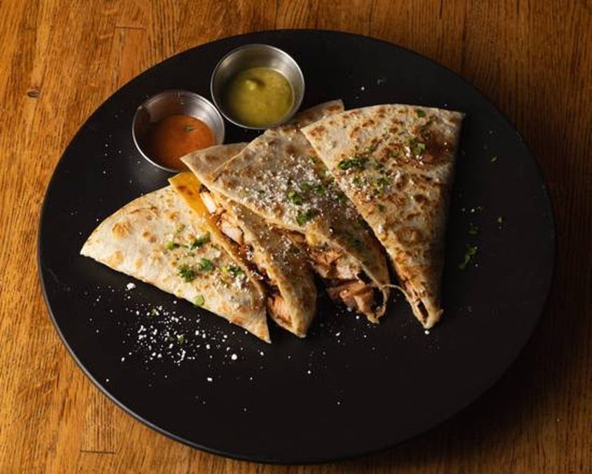 Tinga Kim Taqueria by null