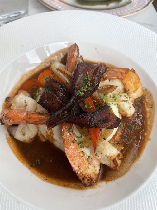 Rosé Bistro & Champagne Bar by null