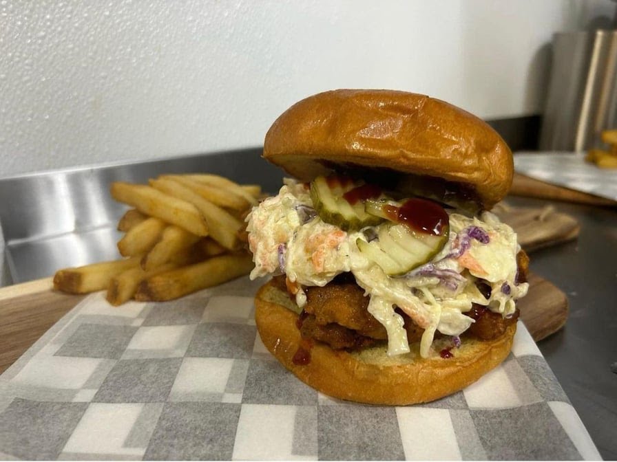 La Columbina Burger CT by null