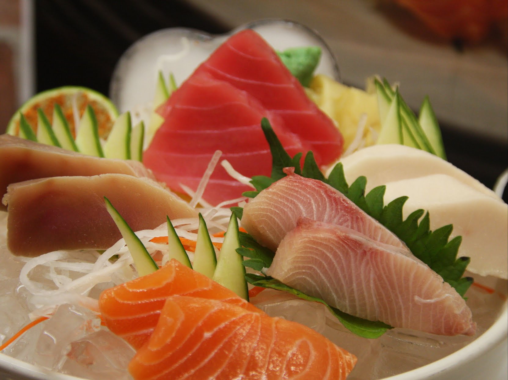 VICTOR'S SUSHI by null