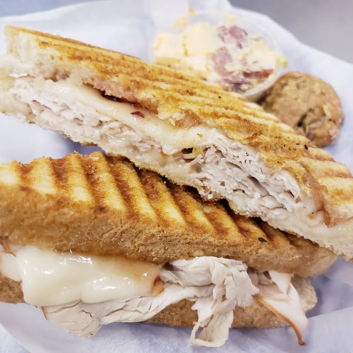 Sweet Cravings Bakery + Bistro by null