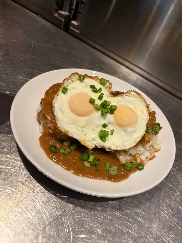 Cali's Sports Bar & Kitchen by null