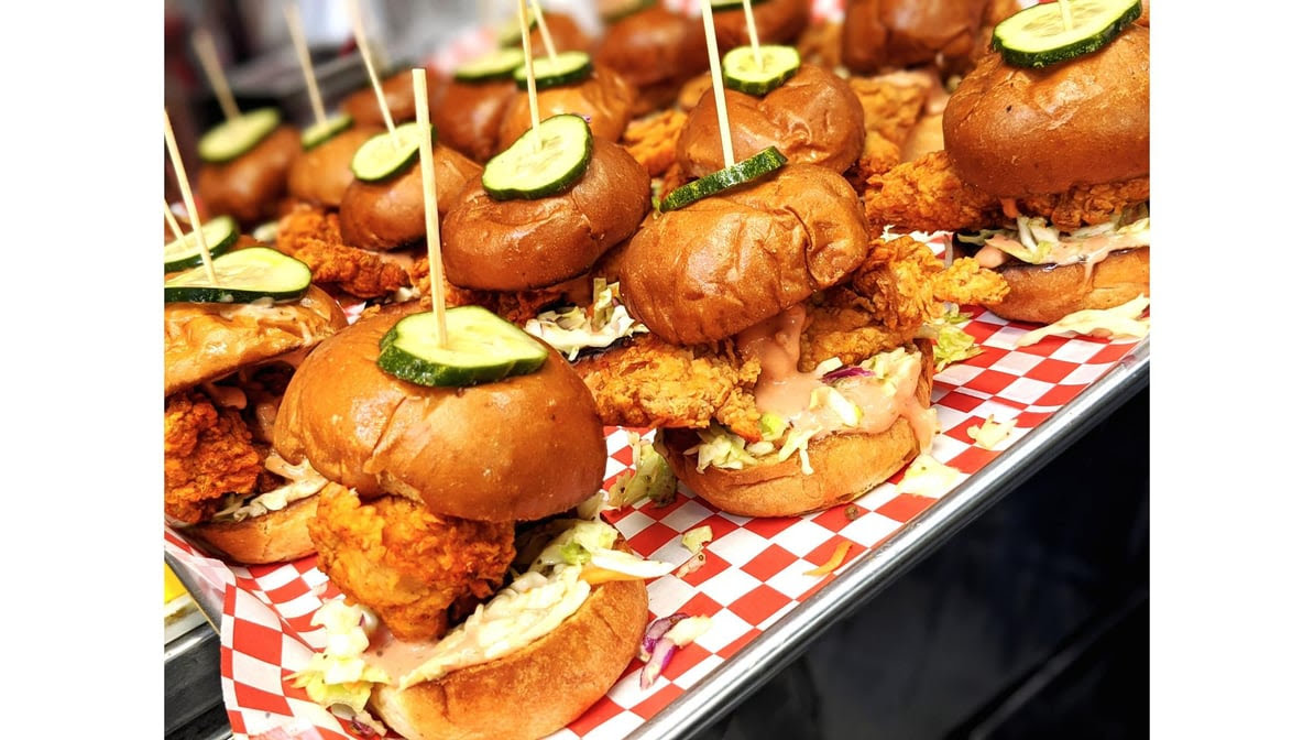 Bred Hot Chicken by null