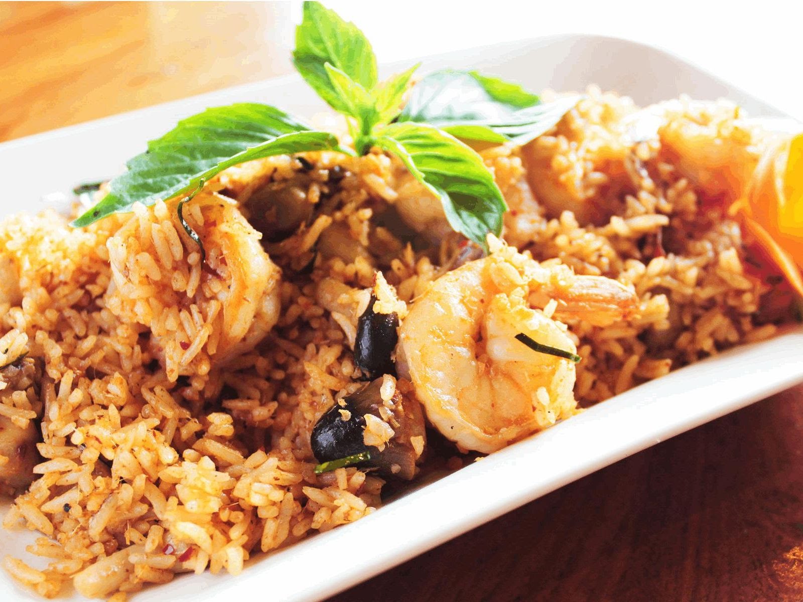 Green Leaf Thai Cuisine by null