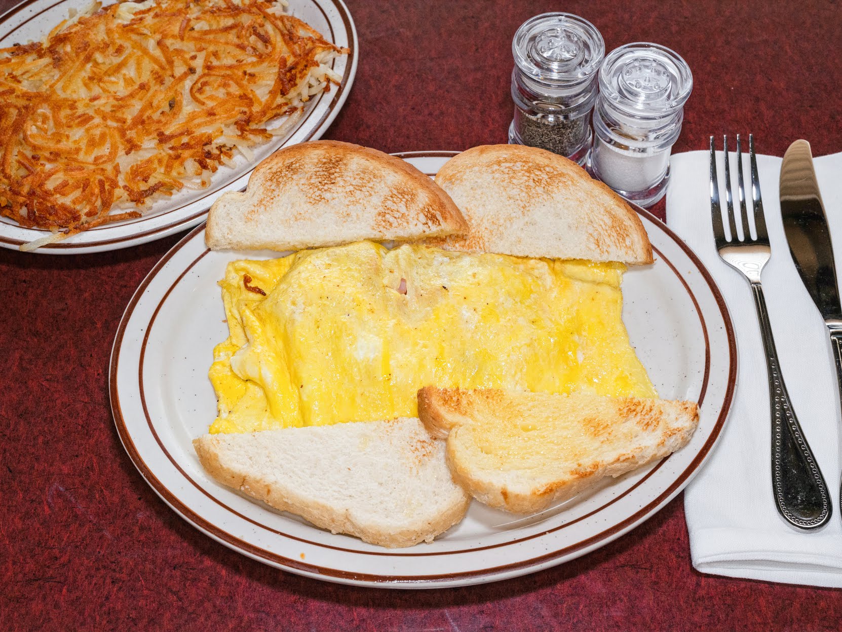 Manning’s Restaurant & Bar by null