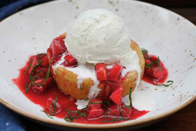 Lazy Dog Restaurant & Bar by null