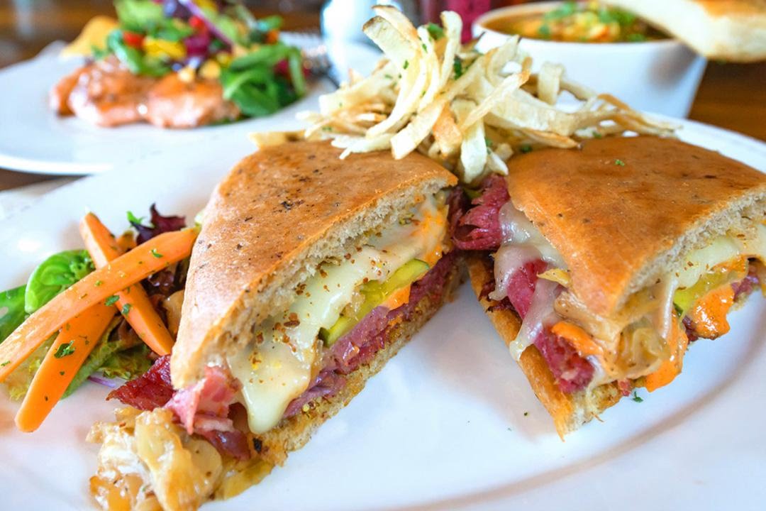 Red Dog Diner by null