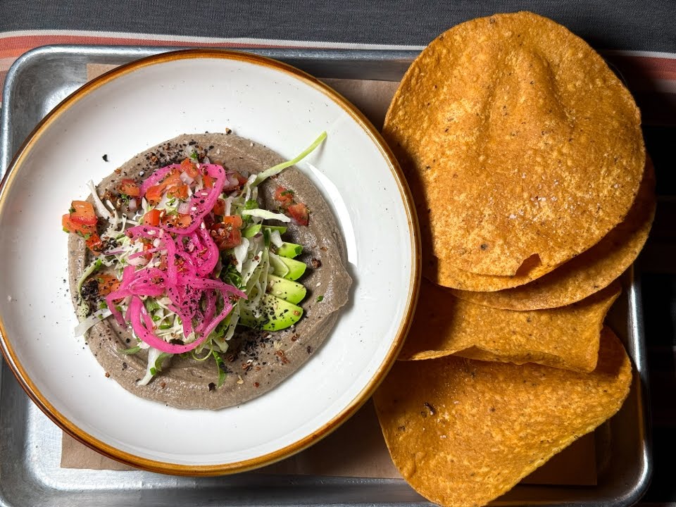 Lulu’s Wine Garden by null