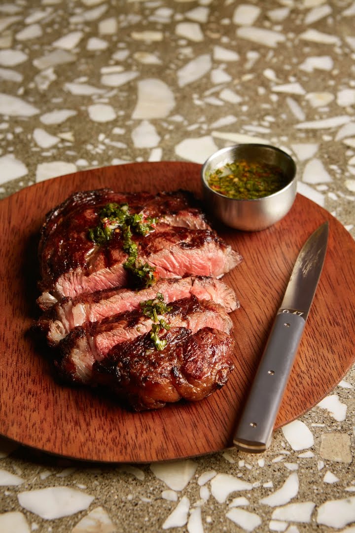 Orilla Bar & Grill by null