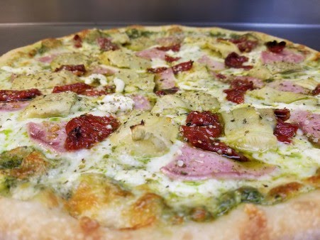 Hippie's Pizza by null