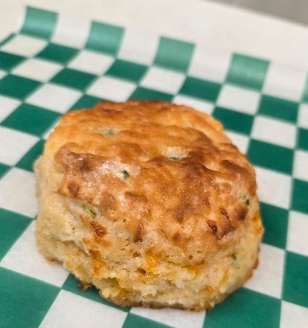 Roost Chicken & Biscuits by null