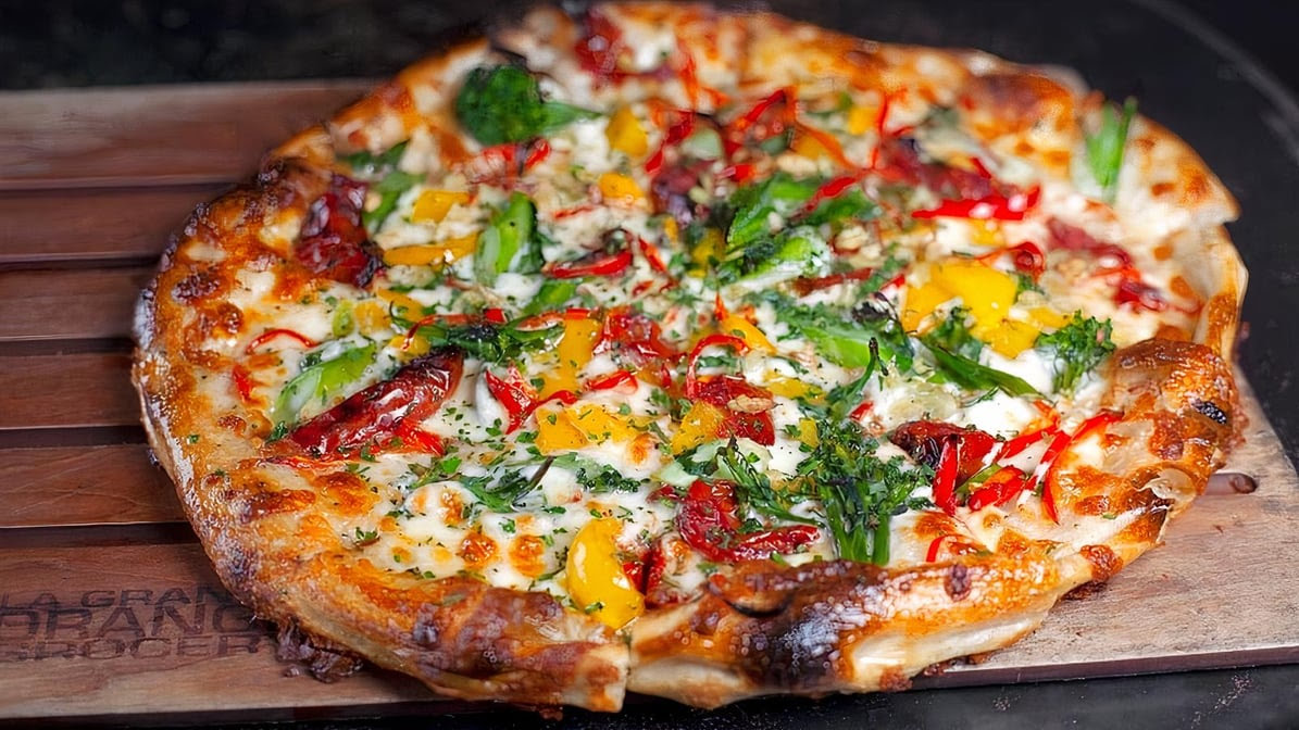 La Grande Orange Grocery & Pizzeria by null