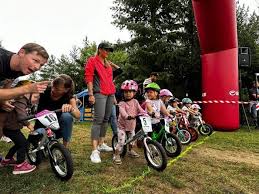 rajce.idnes.cz.190|23.měsíc – formesovi – album na Rajčeti