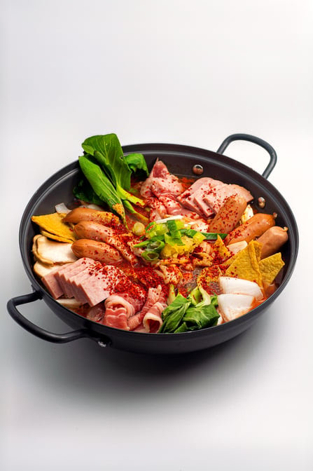 Chi Chi Korean Restaurant & Pocha(Bar) by null