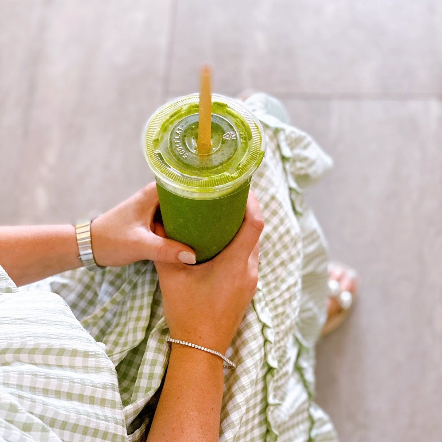 Green Fork & Straw by null
