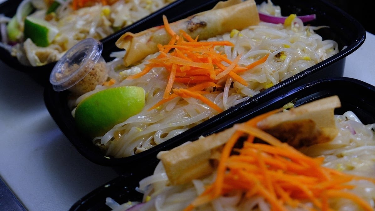 Summer Buffalo Thai Burbank by null