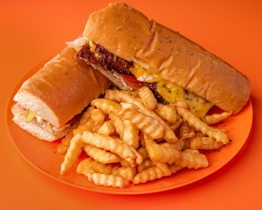 Orange Lee’s PoBoys & Wings by null