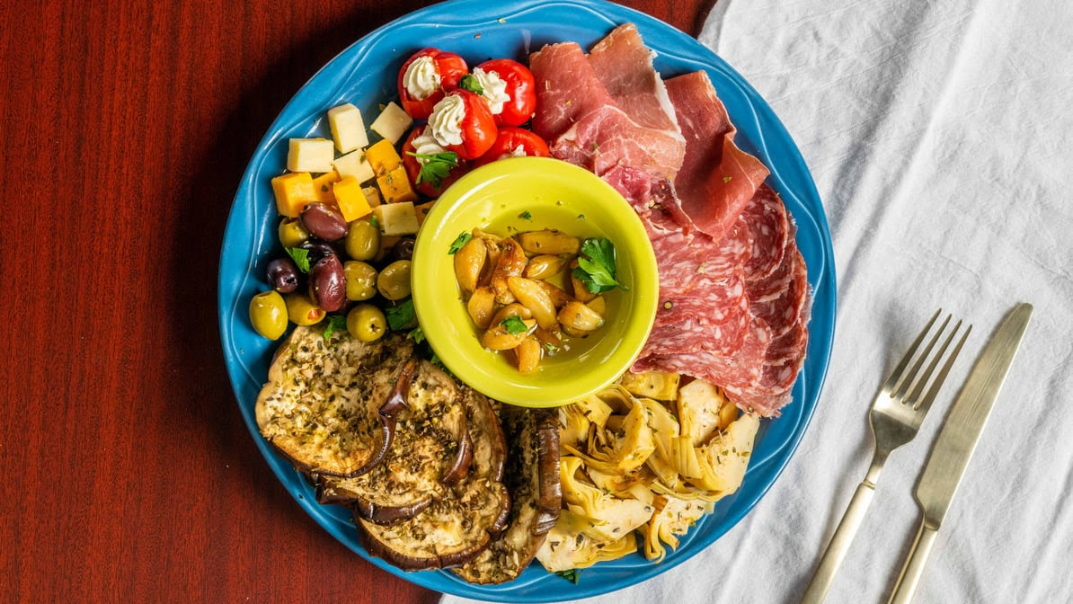 Romeo & Juliet’s Caffè & Bakery by null