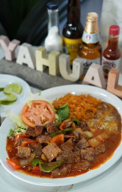 El Yahualica Tacos by null