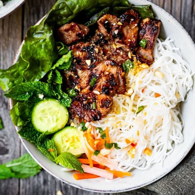 Simply Banh Mi by null