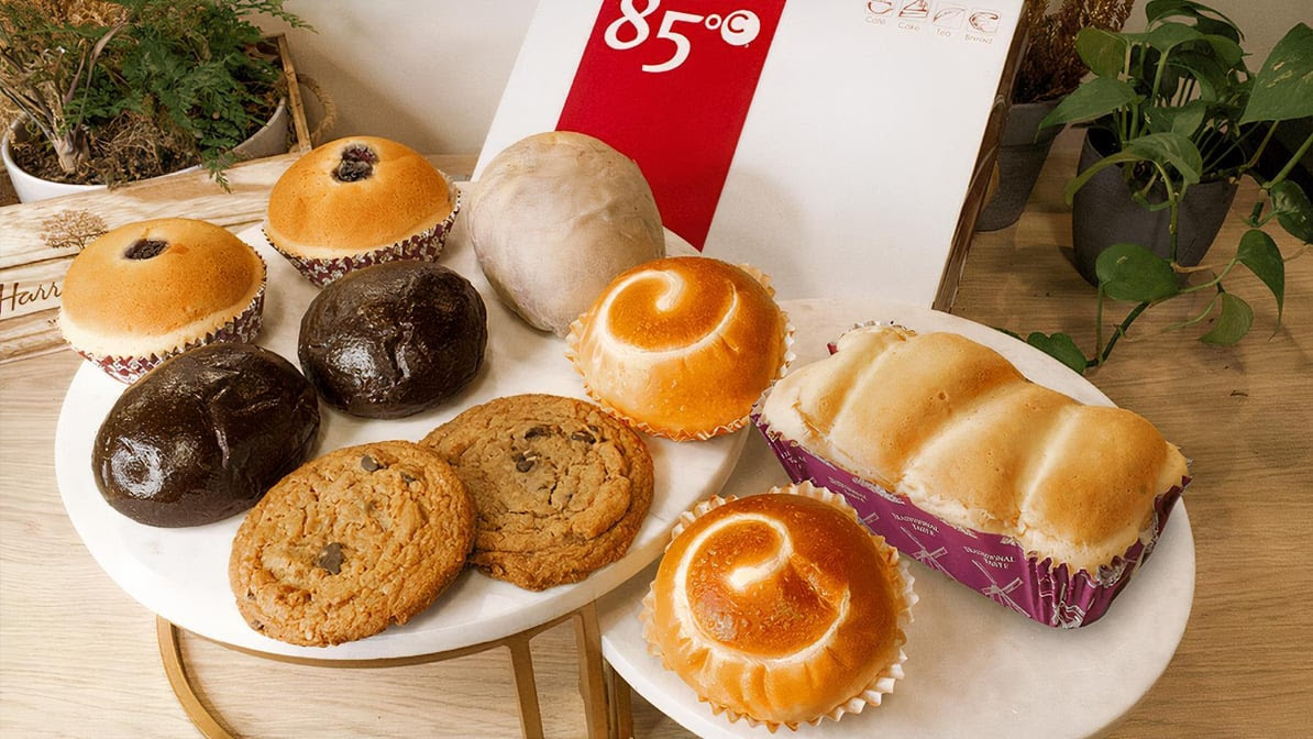 85°C Bakery Cafe - Lakeline by null