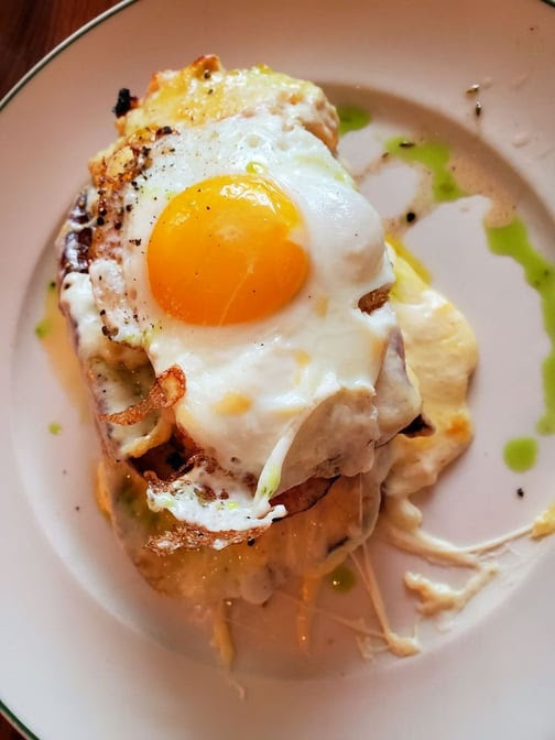 Maison Pickle by null