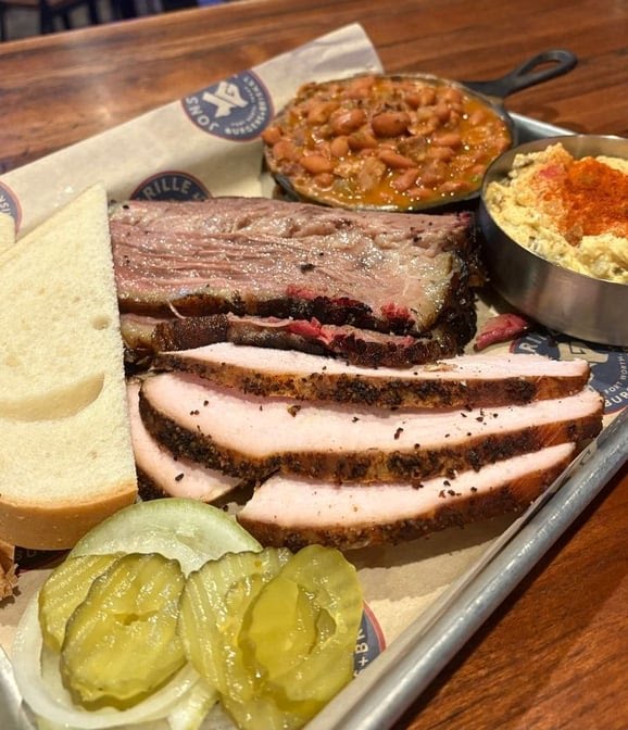 Jon's Grille by null