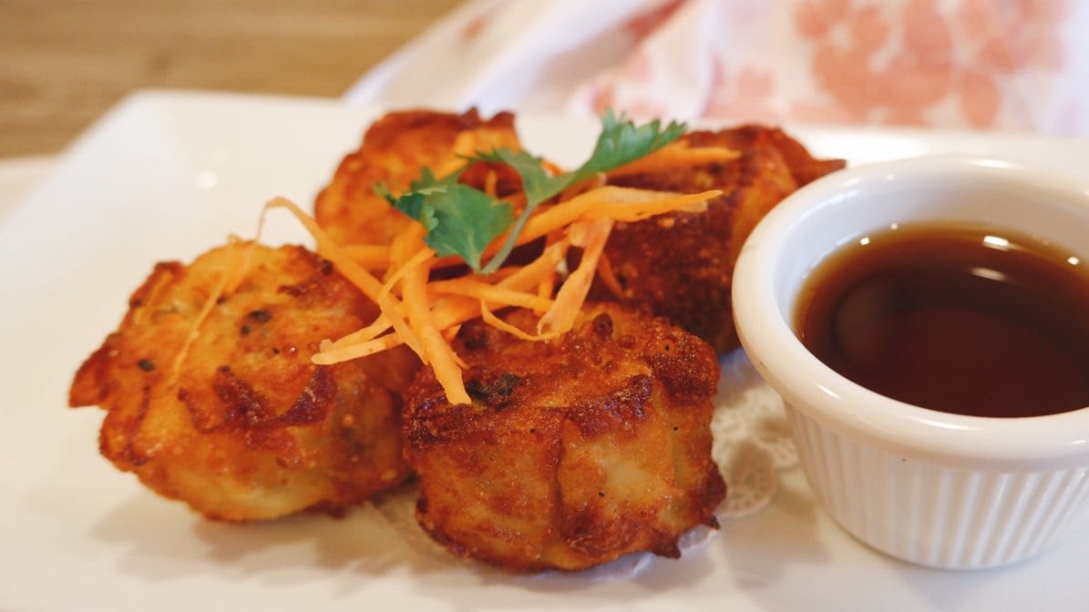 Thai Diva Cuisine by null