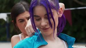 Nlwzybegndhgaaaa vexv isn xev jpg x Purple hair