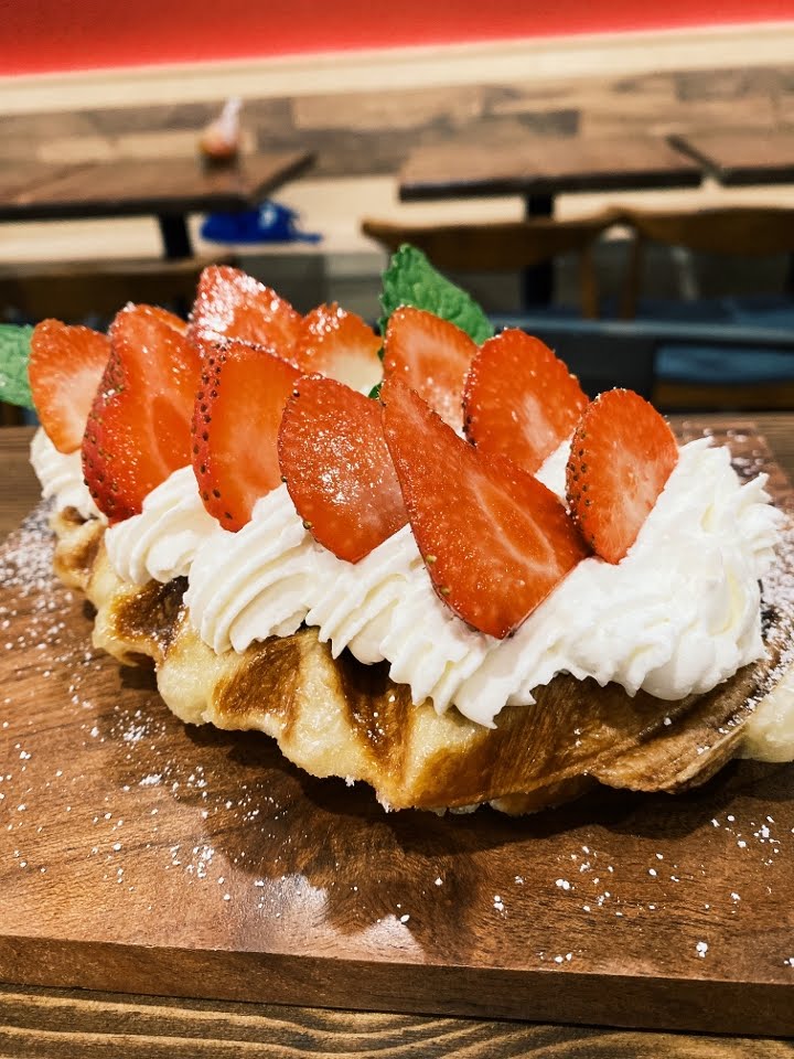 CORNER TABLE by null