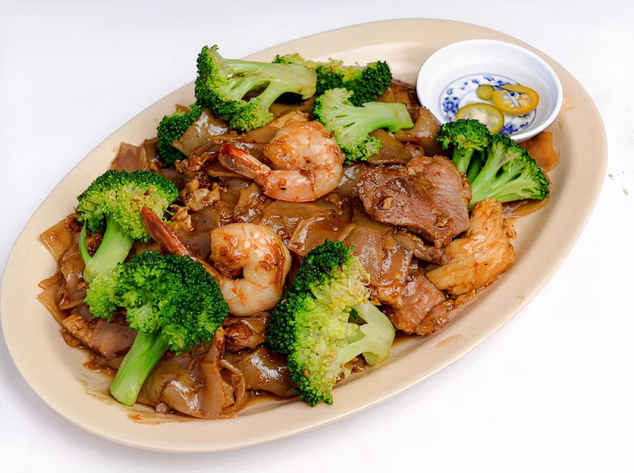 Srisaket Thai Food by null