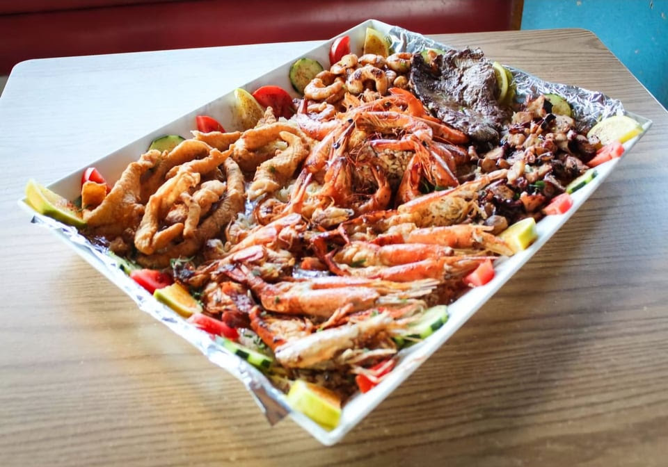 Mariscos El Pescador by null