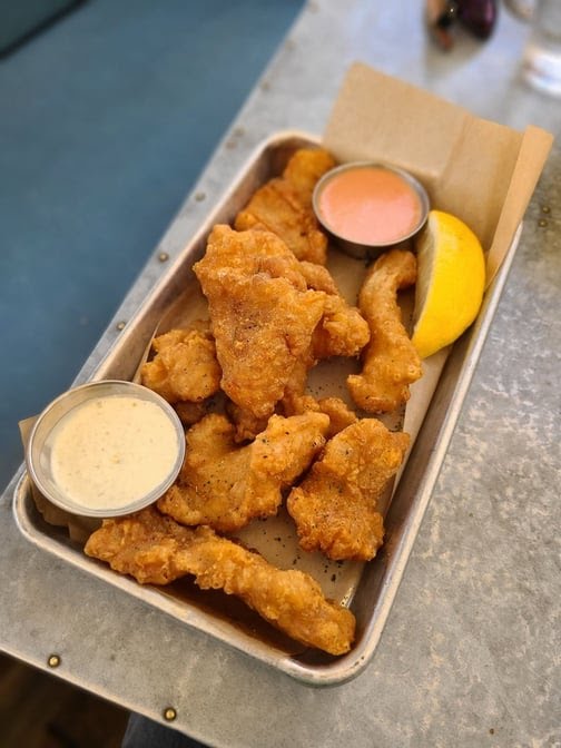 EMC Seafood & Raw Bar by null