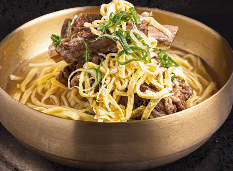 Daeho kalbijjim & beef soup by null