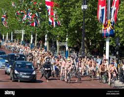London world naked bike ride 2013|File:World Naked Bike Ride in London on The Mall, June 2013 (12).JPG -  Wikimedia Commons