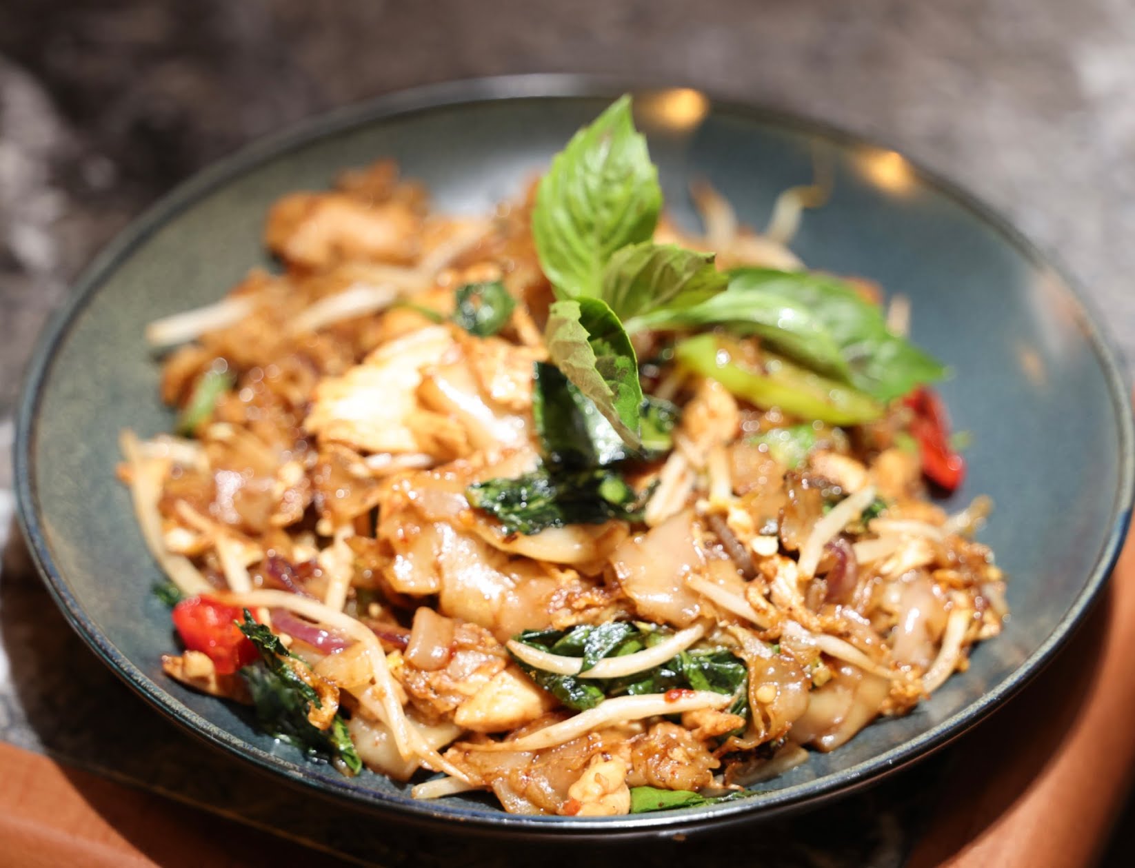 Aves Thai & Asian Fusion restaurant by null