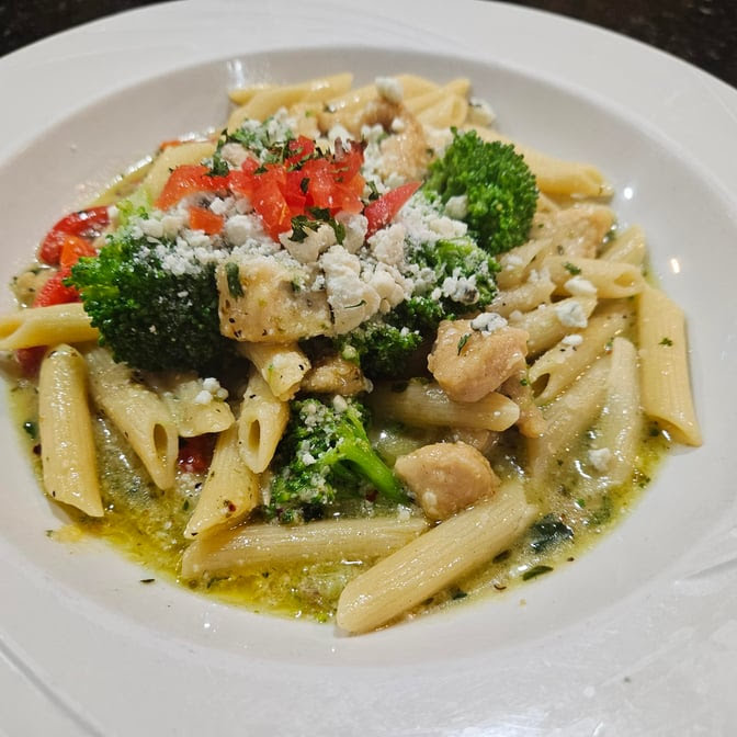 AL'an Ruben's Bar & Grill by null