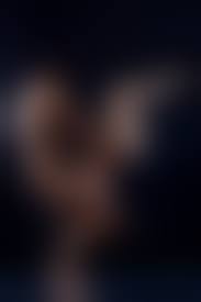 маленькие голые гимнастки |Две голые гимнастки отдыхают после тренировки (7 фото)