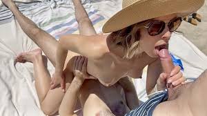 Beach cabin voyeur jpg x Beach cabin voyeur
