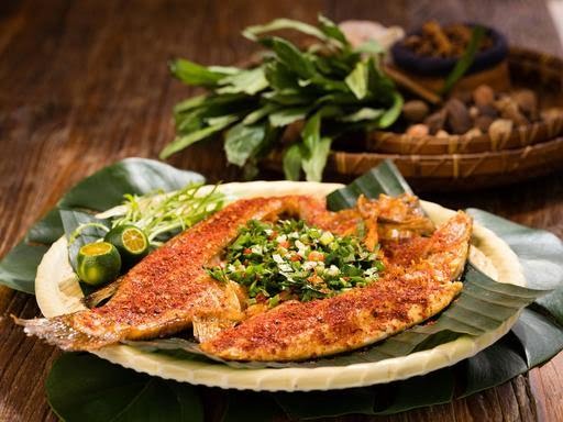 YUN NANS by null