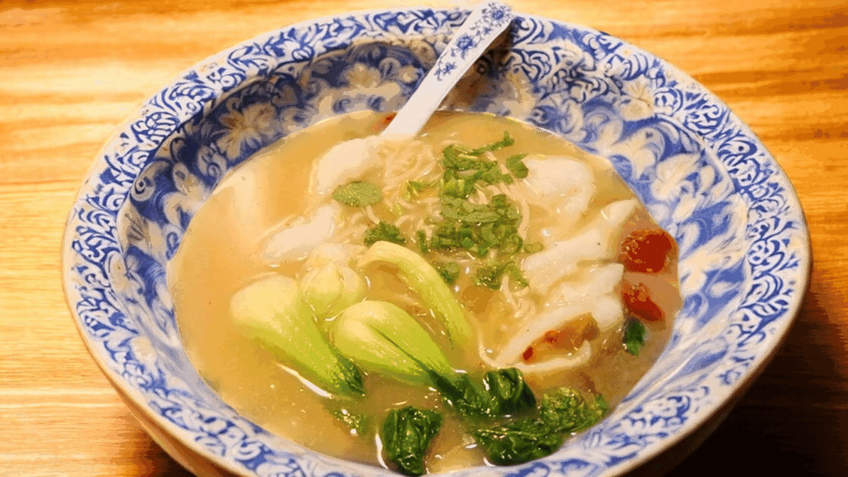 Meet Noodles by null