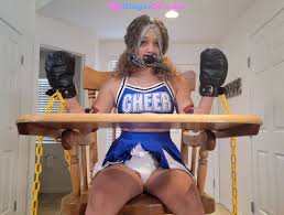 Beautiful girl messes diaper jpg x Diapered girls