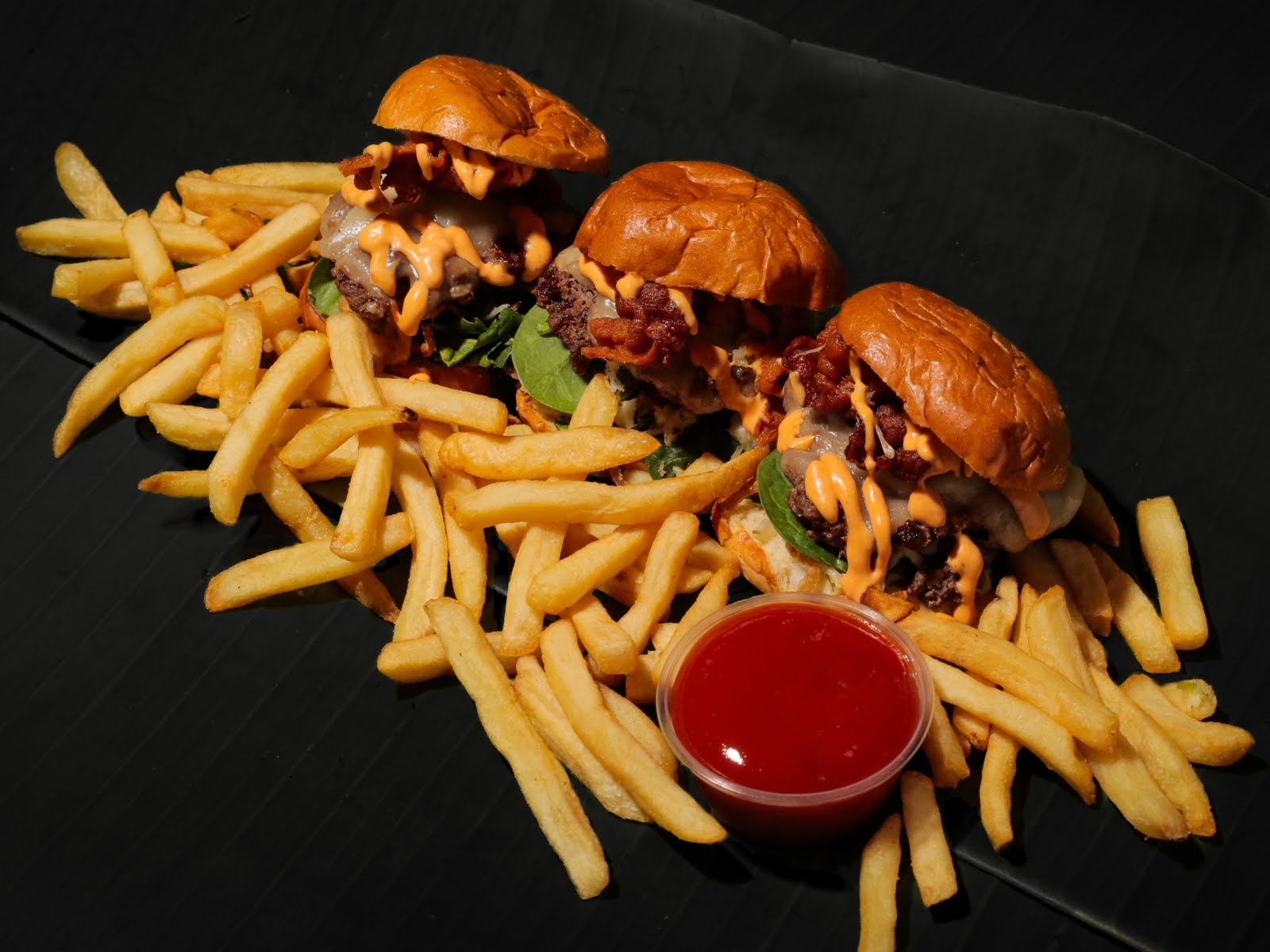 VCHOS Pupuseria Moderna – Montebello (Inside BLVD MRKT) by null