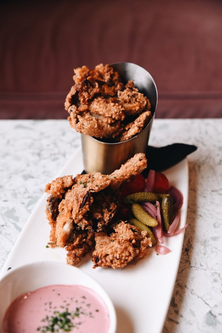 Blanc Champagne Bar by null