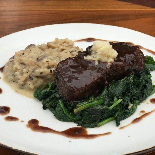 Porta Via Pacific Palisades by null