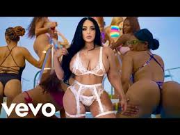 Nicki minaj arrested at amsterdam jpg x Nicki minaj sexy