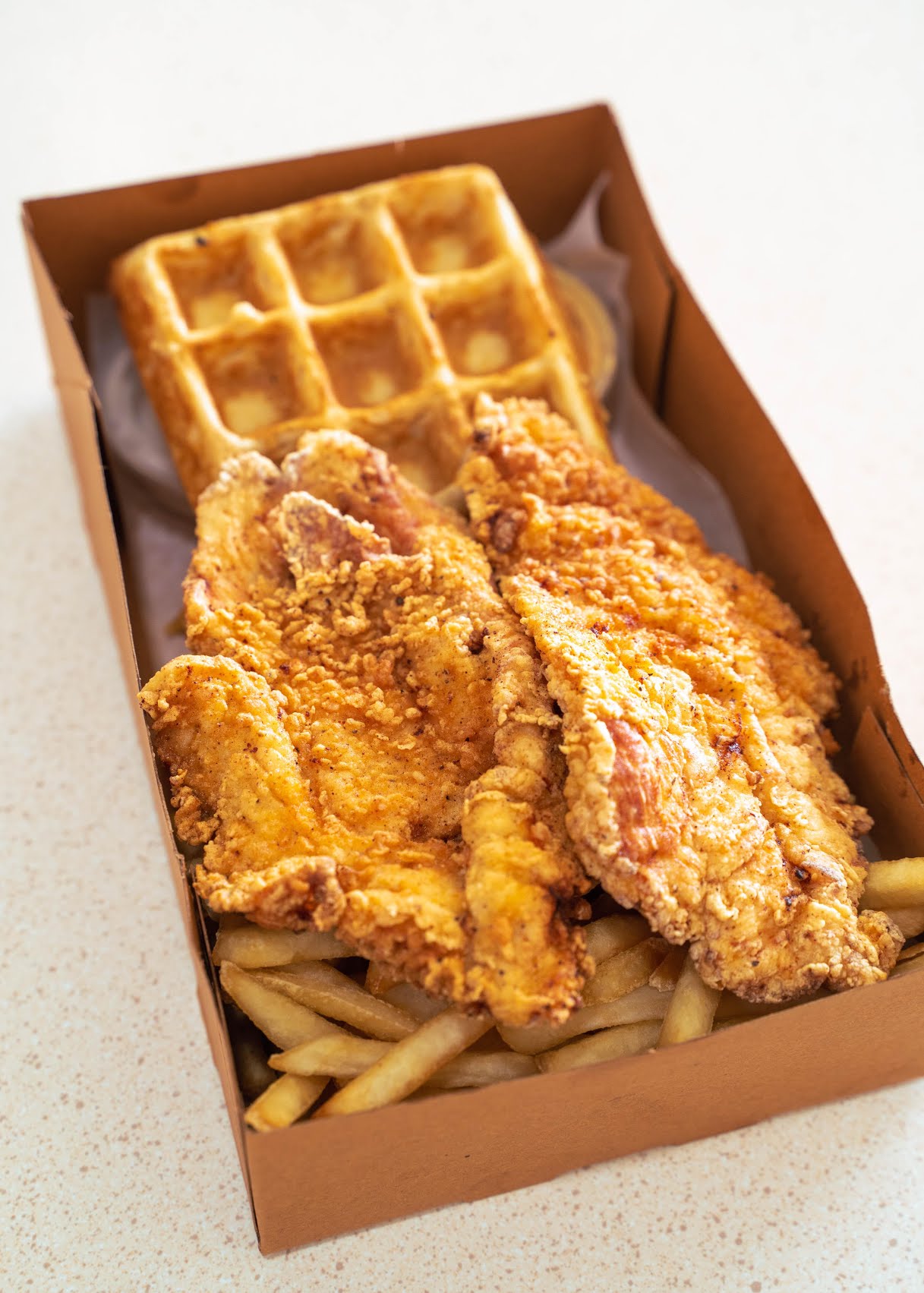 Ali's Chicken & Waffles by null
